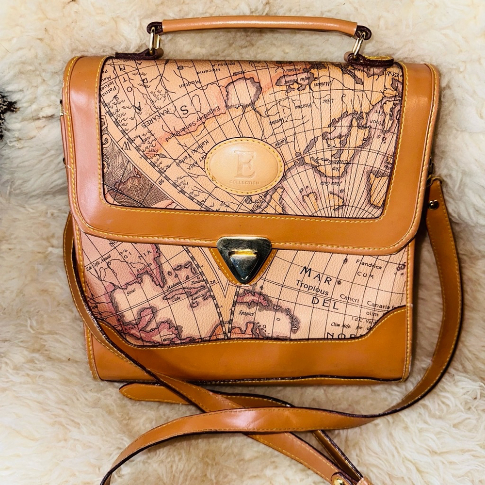 Vintage Rare E Collection World Map Tan Crossbody Shoulder HandBag Purse Unique